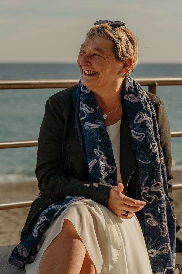 WP Beitragsbild Hochformat (600 × 900 px) (2) über mich - Sylvia Tornau
